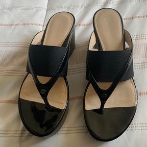 NWOT Calvin Klein black sandals.